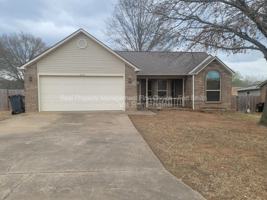 featured image of 2316 Woodwind Way