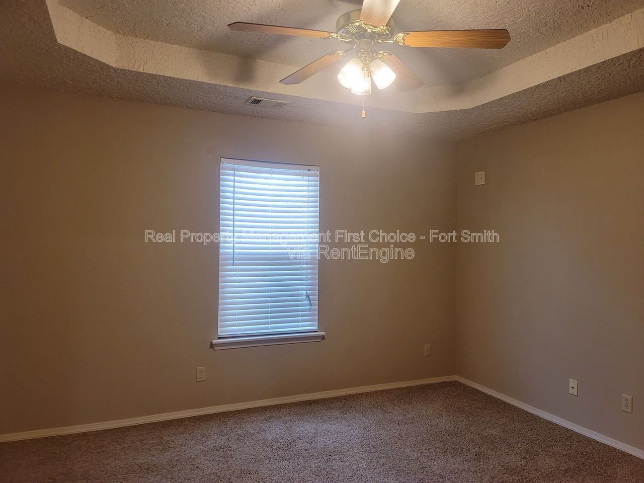 2316 Woodwind Way - Photo 7 of 16