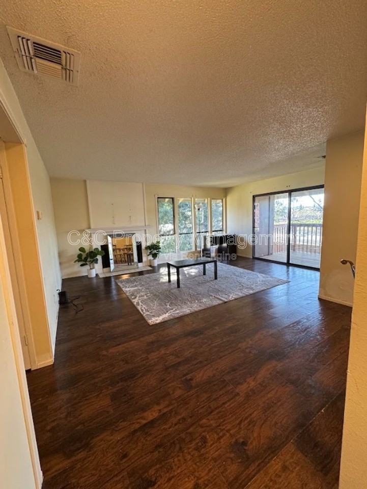 2420 Shadow Ln #66 - Photo 4 of 9