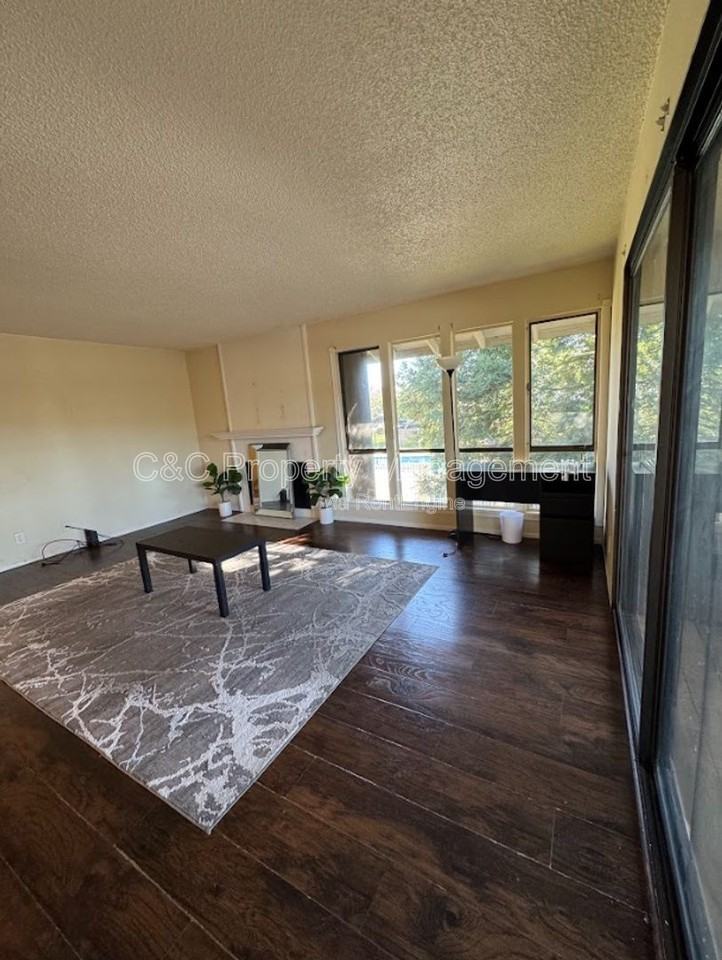 2420 Shadow Ln #66 - Photo 5 of 9