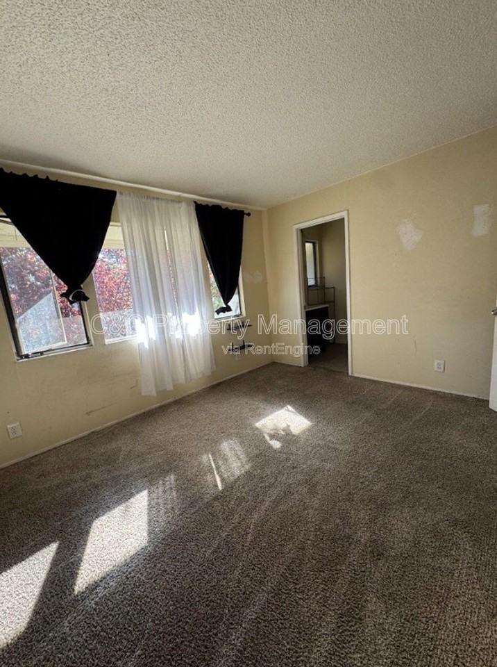 2420 Shadow Ln #66 - Photo 6 of 9