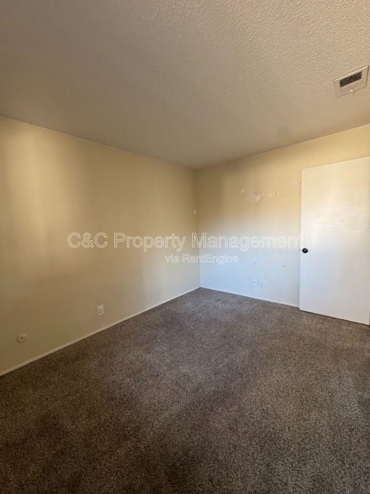 2420 Shadow Ln #66 - Photo 7 of 9