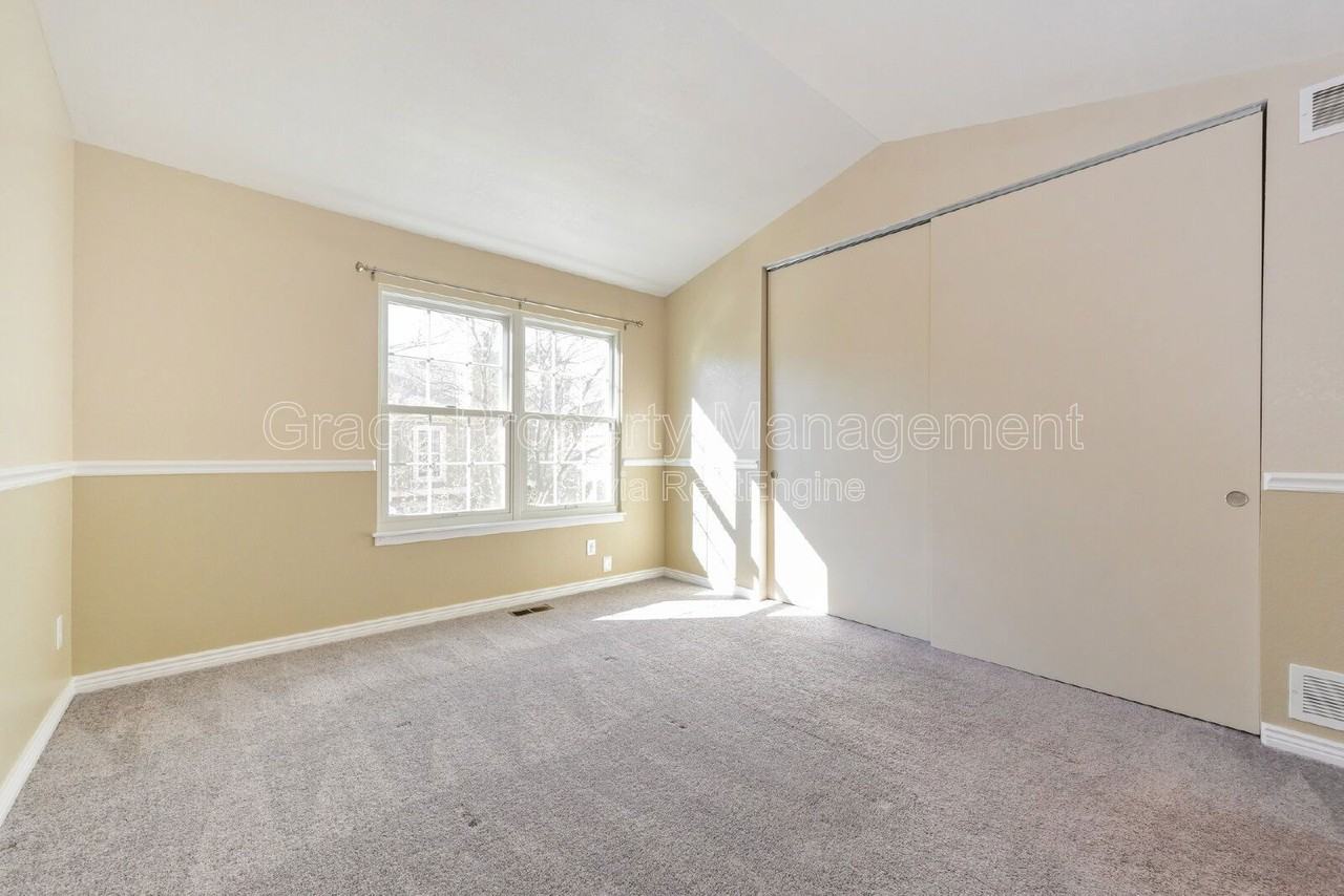 8165 S Fillmore Way - Photo 6 of 16