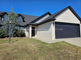 featured image of 6618 Leightyn Ln