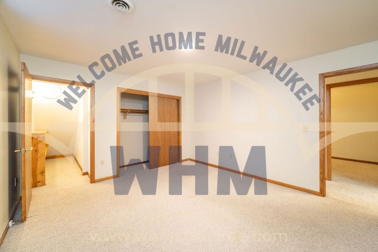 3650 E Barnard Ave - Photo 6 of 11