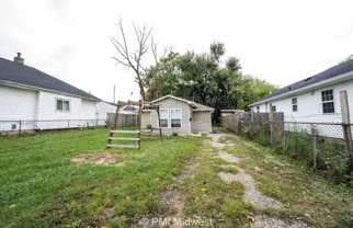 955 N Traub Ave - Photo 1 of 1