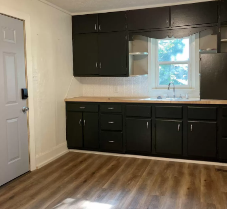 837 W Walnut St #3 - Photo 5 of 5