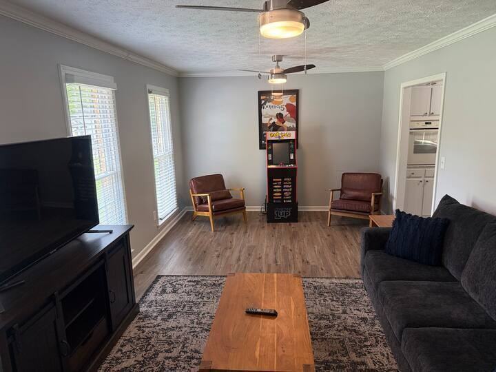 1125 Amber Rdg Sw - Photo 3 of 13