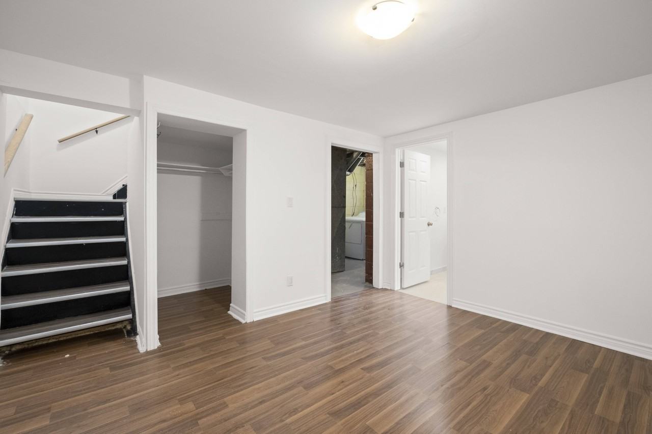 Torbolton Townhouse - Photo 7 of 14
