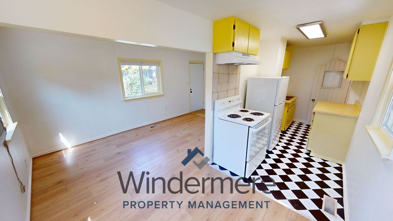 108 N Bellevue Ave - Photo 6 of 20