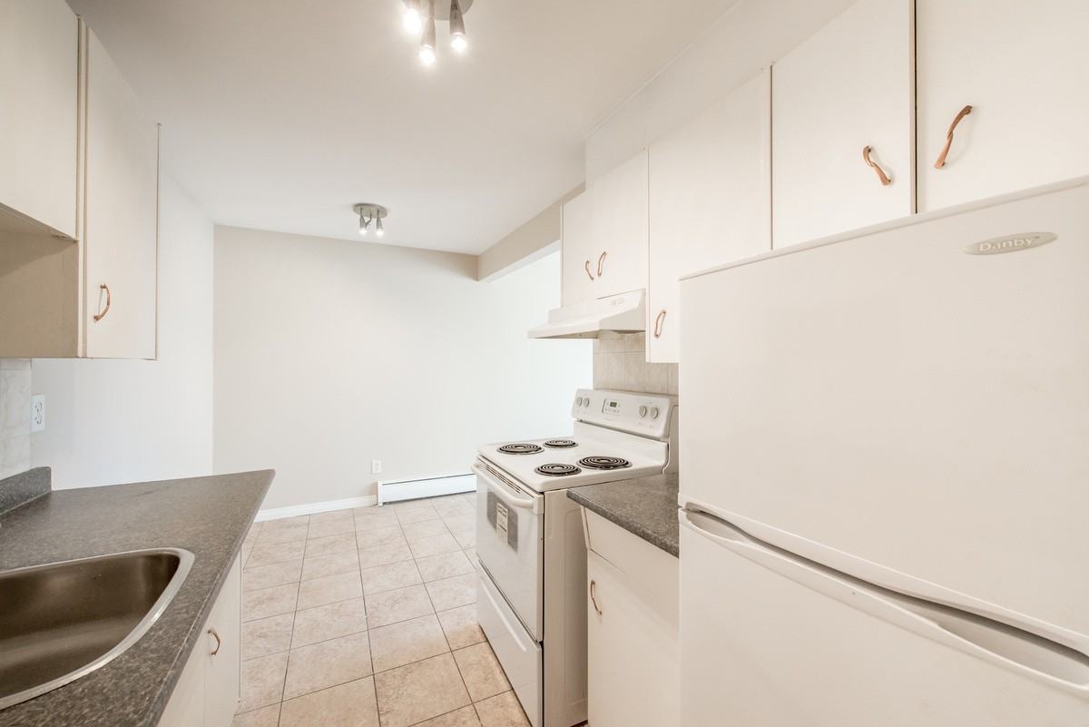 Alexander Apartments - Photo 5 of 49