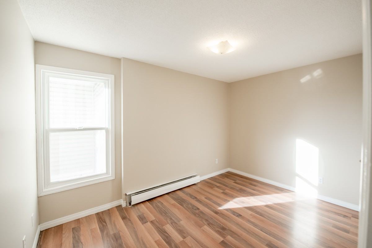 Alexander Apartments - Photo 7 of 49