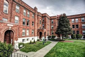 featured image of 834 Dr Ml King Way