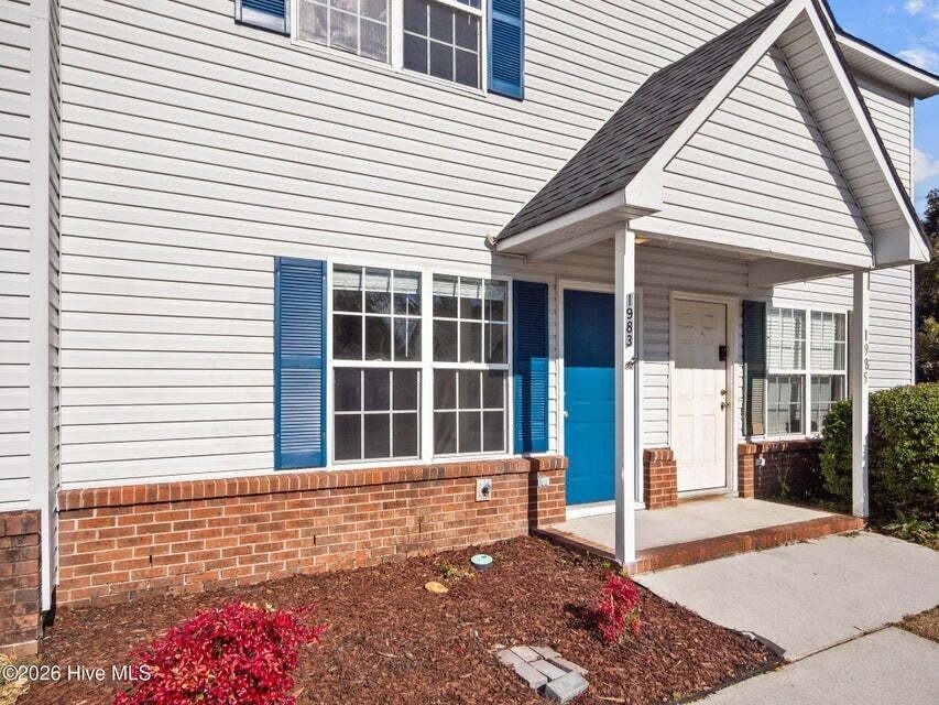 1983 W Brandymill Ln - Photo 3 of 44