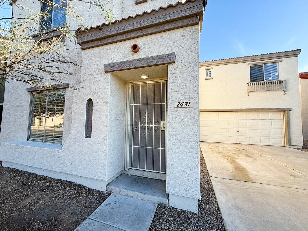 8431 W Hughes Dr - Photo 2 of 39