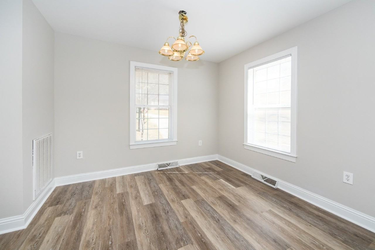 814 King Arthur Dr - Photo 6 of 35