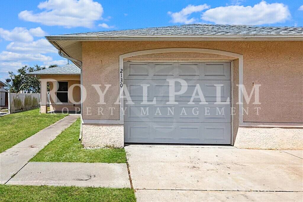 2130 Ne 8th Pl - Photo 3 of 30