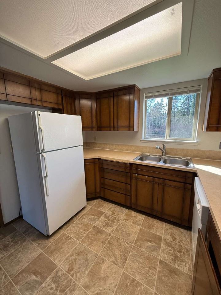 14312 9th Avenue Ct E - Photo 6 of 18