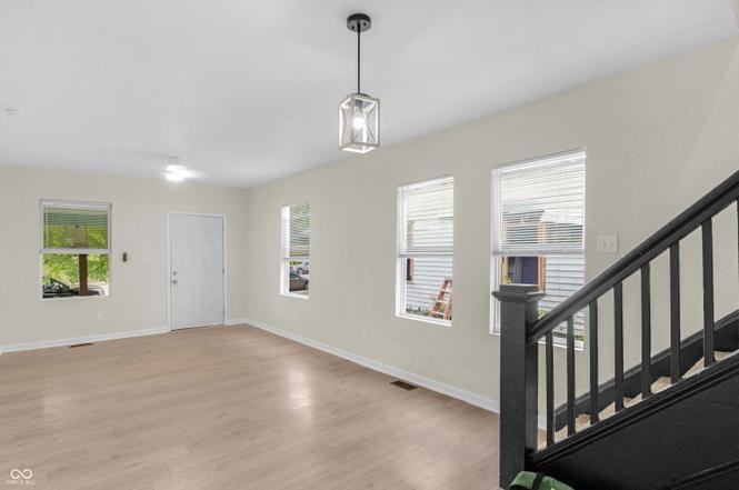 2235 Doctor Martin Luther King Junior Street - Photo 7 of 27