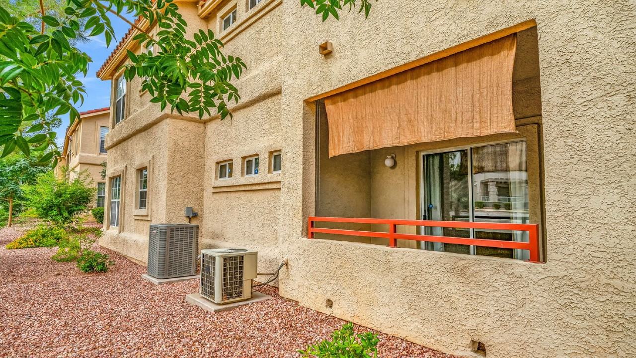 520 Arrowhead Trl - Photo 6 of 35