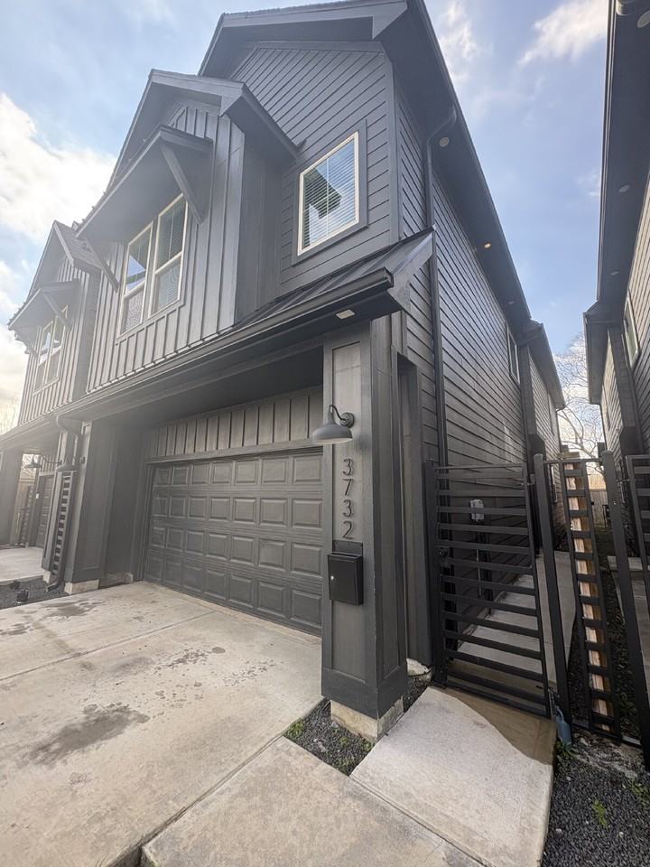 3732 Seabrook St - Photo 3 of 3