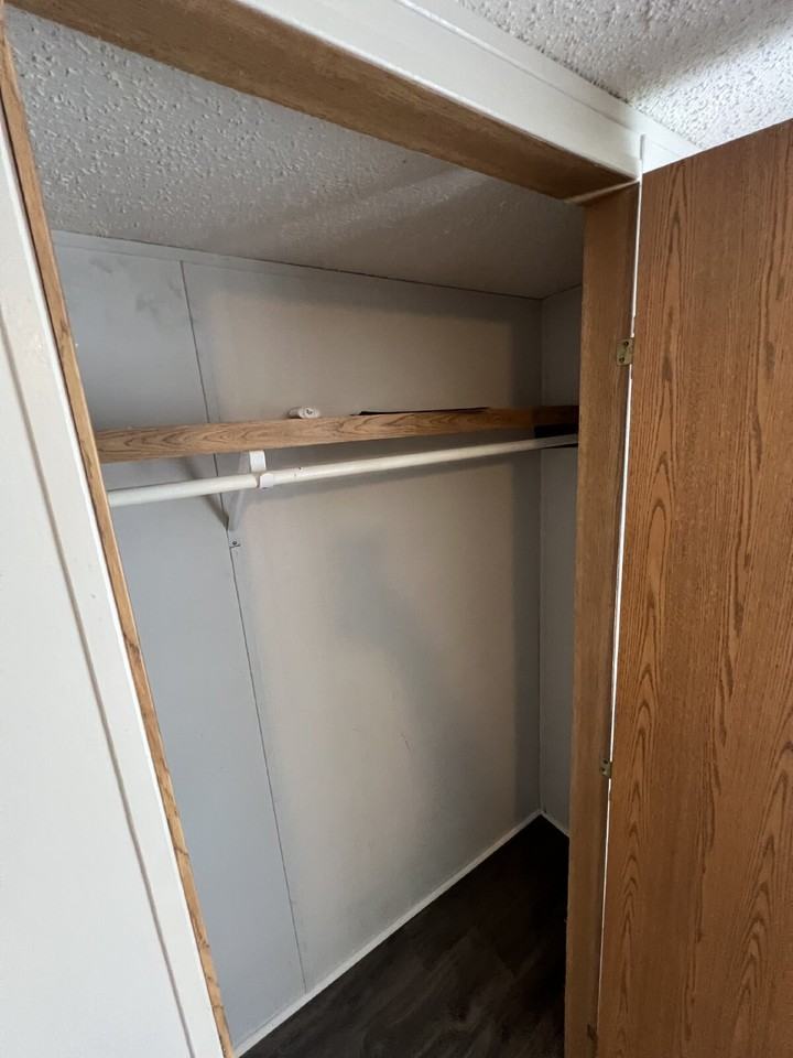 400 Little Dove Rd - Photo 7 of 13