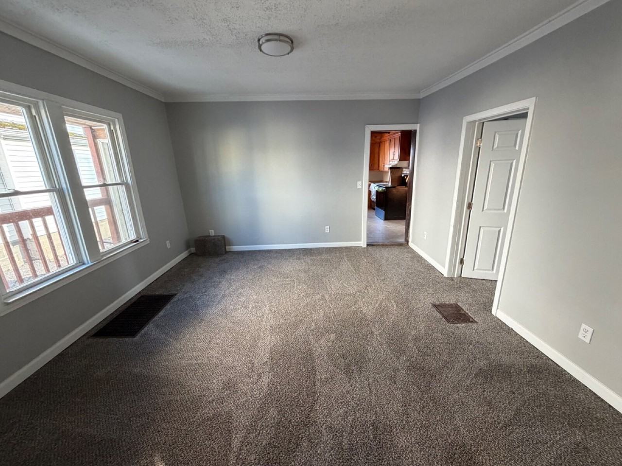 5 Watson St - Photo 2 of 8