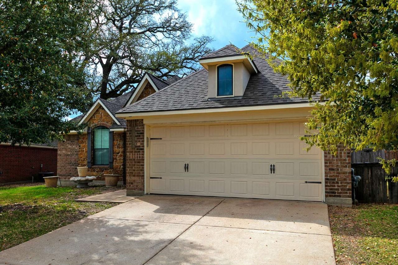 15538 Creek Meadow Blvd N - Photo 2 of 33