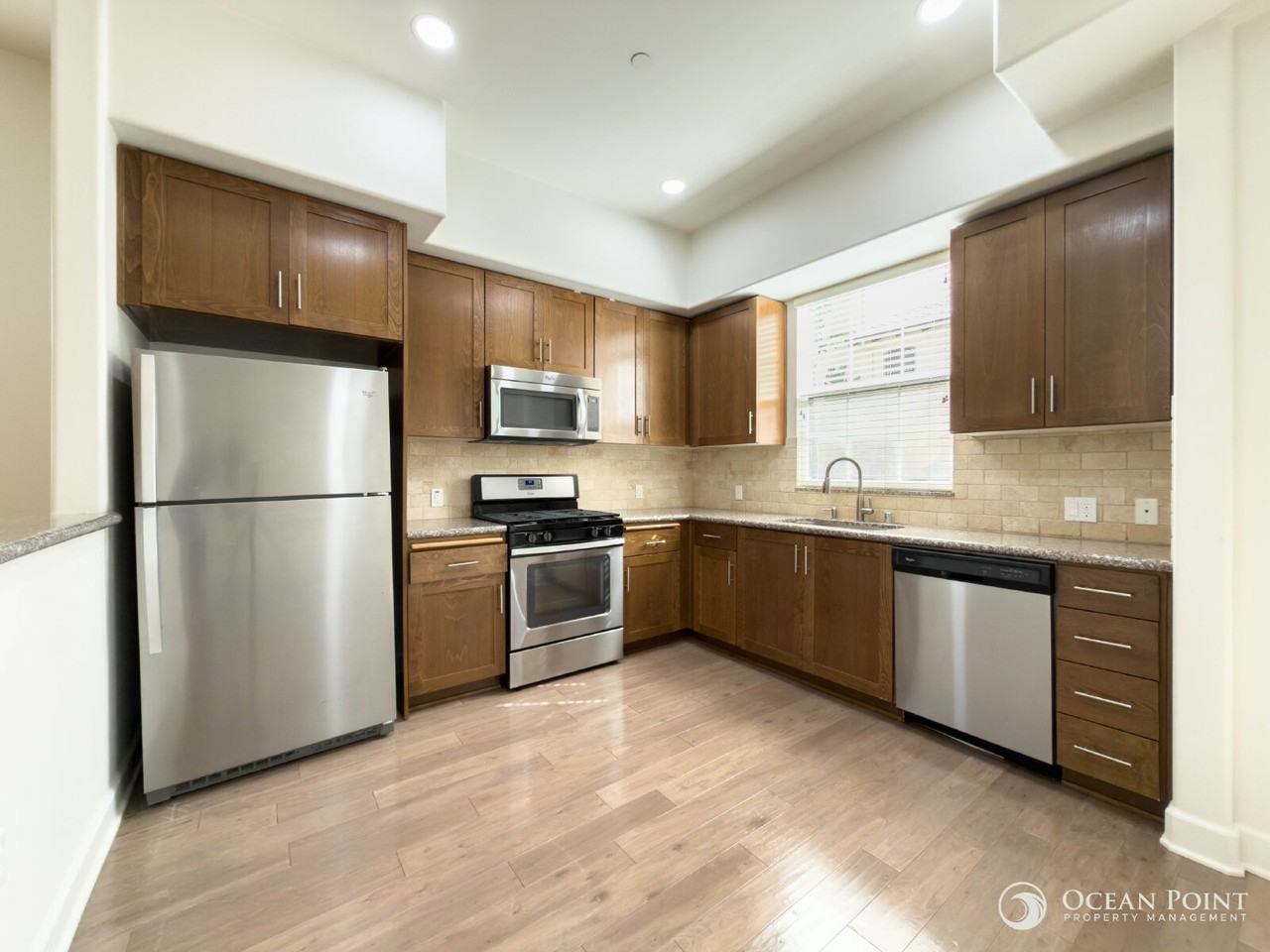 130 N Garden St #3140 - Photo 5 of 14