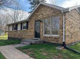 featured image of 1322 Shady Lawn Dr