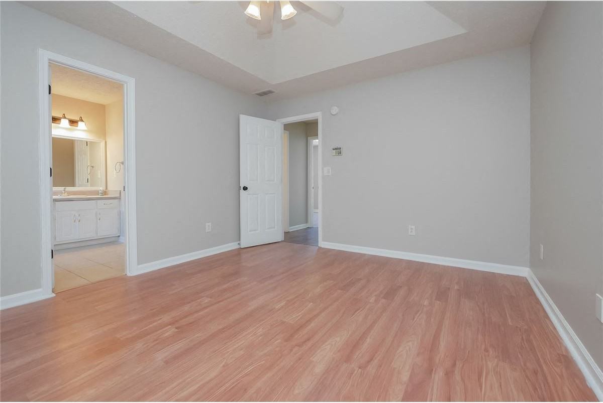 205 Ashton Ct - Photo 6 of 15