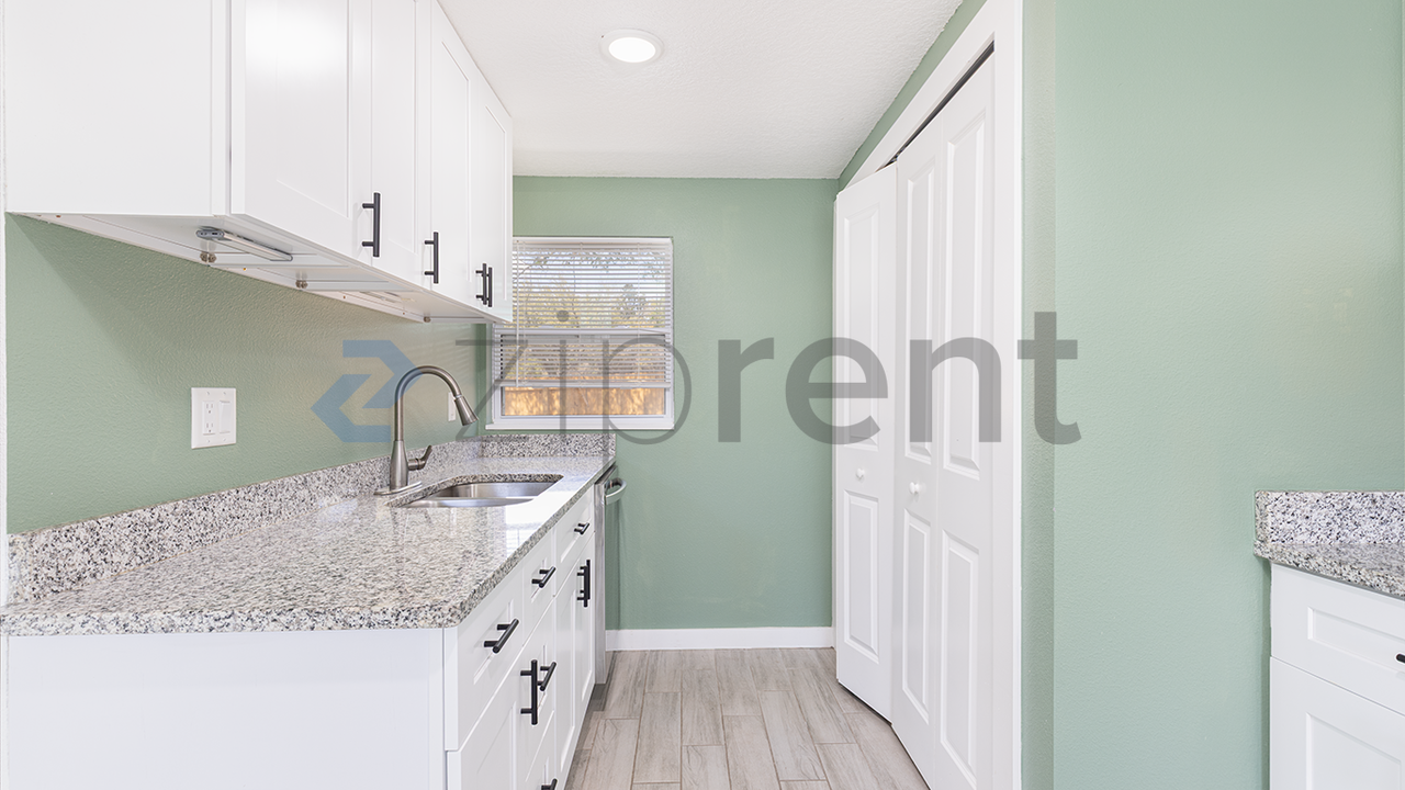 4051 Close Ct - Photo 7 of 15