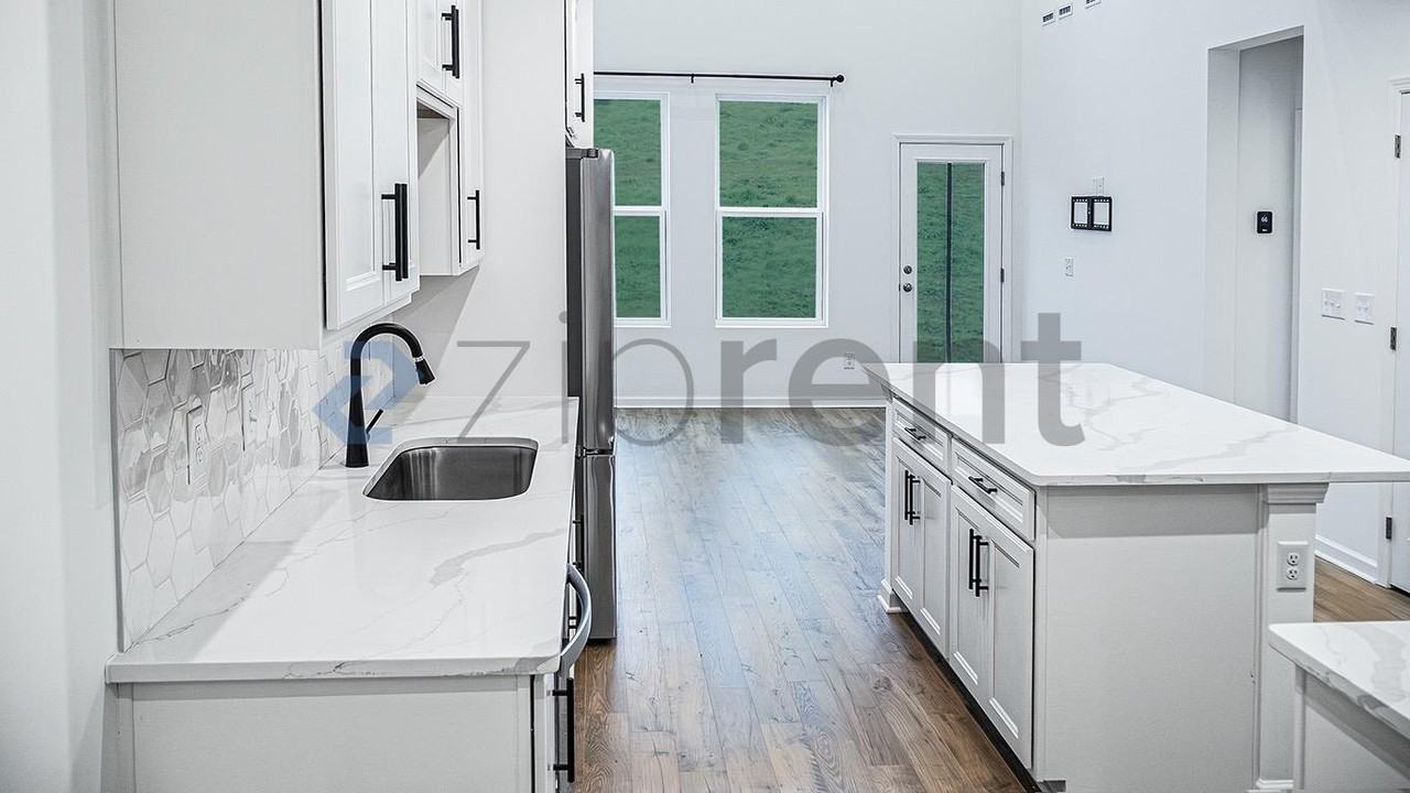 612 Club View Way #328 - Photo 6 of 44