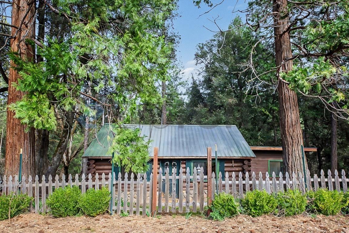 30400 Withrow Rd - Photo 2 of 46