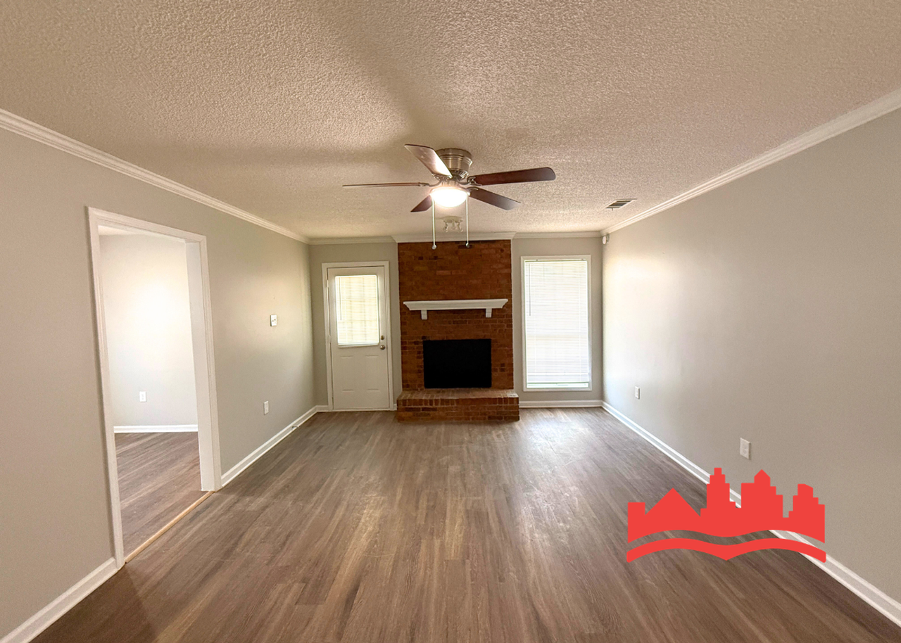 5950 Beauvoir Dr - Photo 3 of 19
