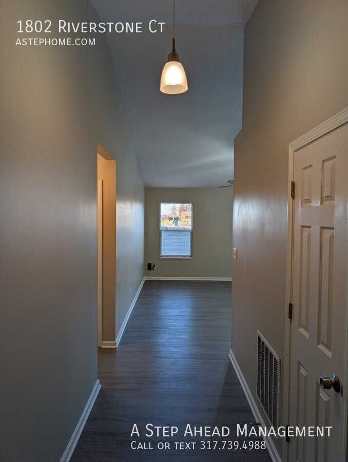 1802 Riverstone Ct - Photo 3 of 15