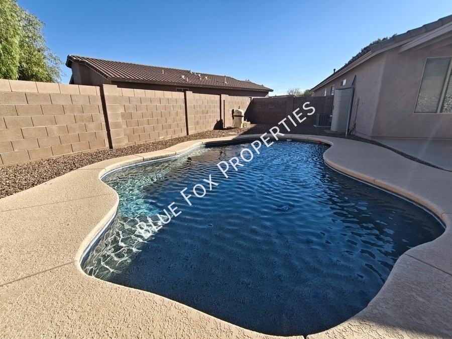 2289 W Enchantment Pl - Photo 3 of 28