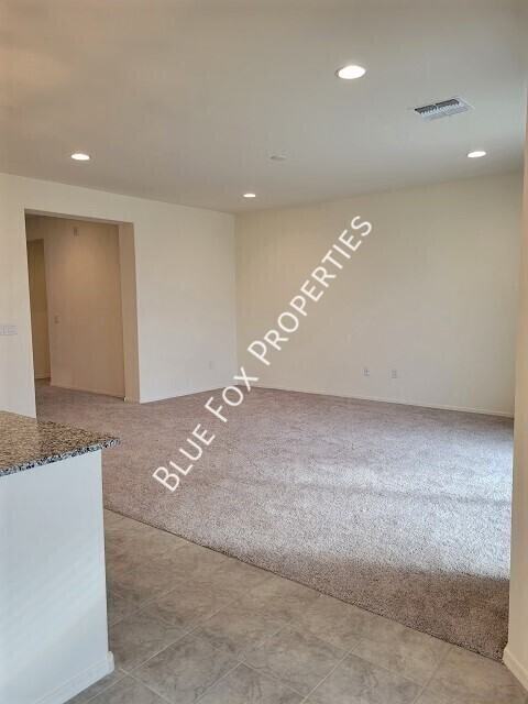 5525 W Lazy Farm Dr - Photo 5 of 41