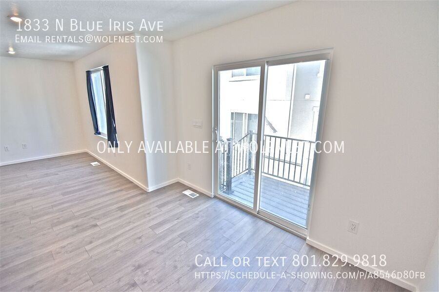 1833 N Blue Iris Ave - Photo 7 of 44