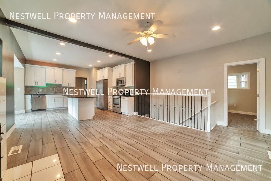 361 E 700 S - Photo 6 of 27