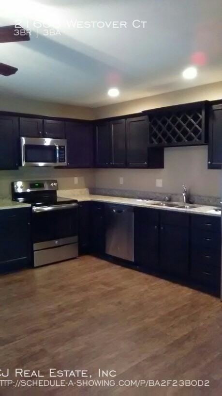 21608 Westover Ct #CT - Photo 5 of 11