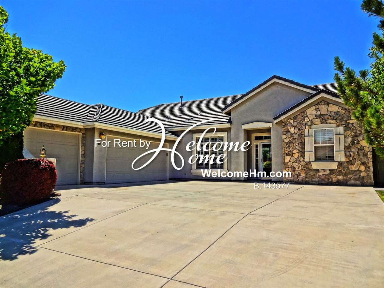 10675 Sterling Ridge Way - Photo 2 of 34