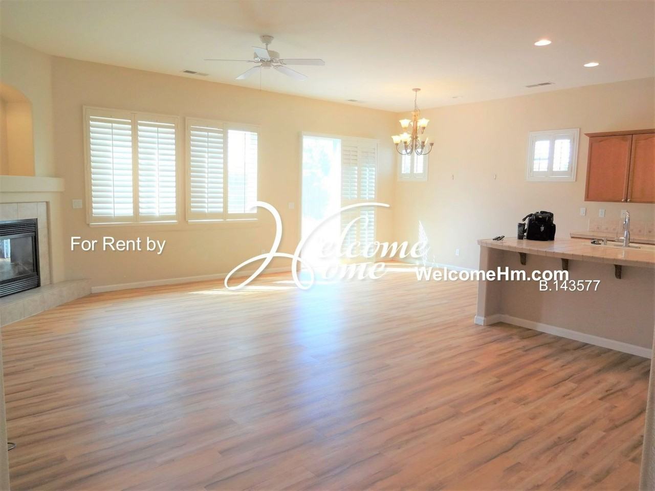 10525 Baton Ct - Photo 3 of 19