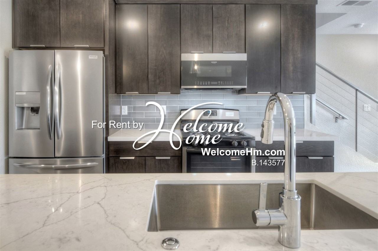 3080 Cashill Blvd - Photo 7 of 38