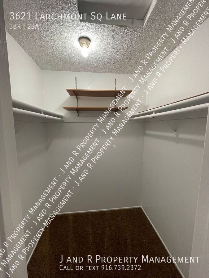 3621 Larchmont Square Ln - Photo 4 of 20