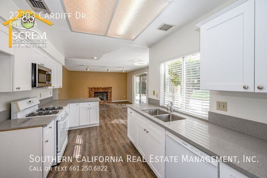 22303 Cardiff Dr - Photo 7 of 28