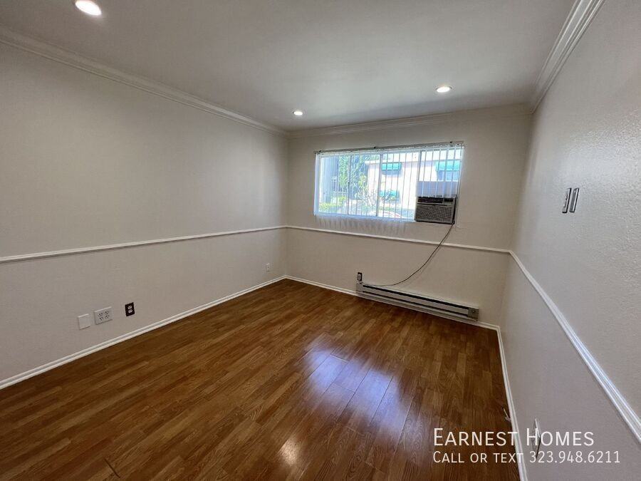 4361 Berryman Ave #1 - Photo 6 of 11