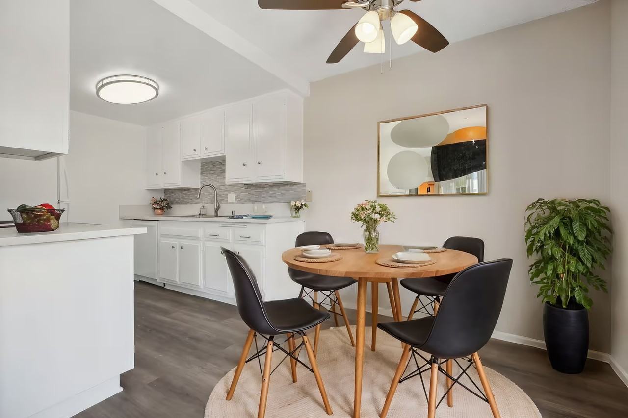 23930 Copa Pacific Apts LLC - Photo 5 of 50