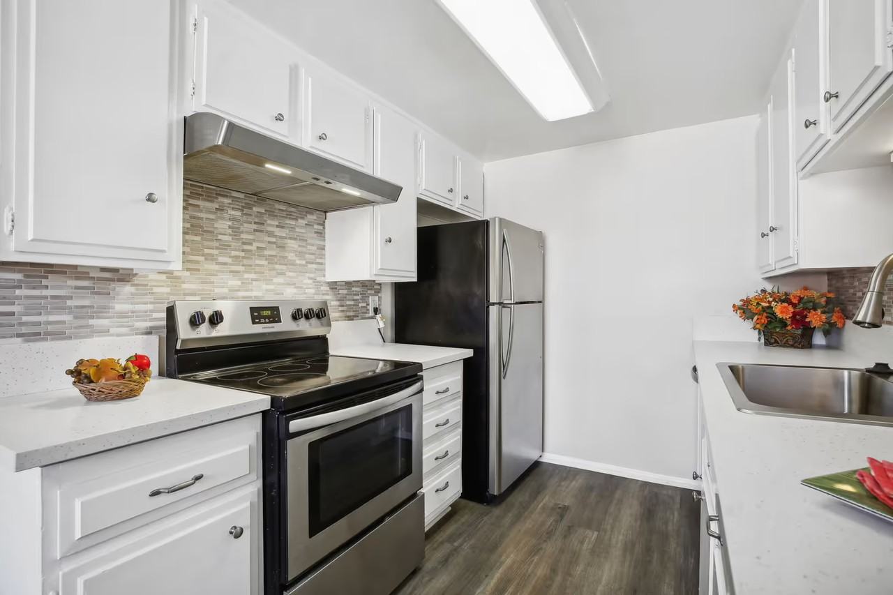 23930 Copa Pacific Apts LLC - Photo 6 of 50