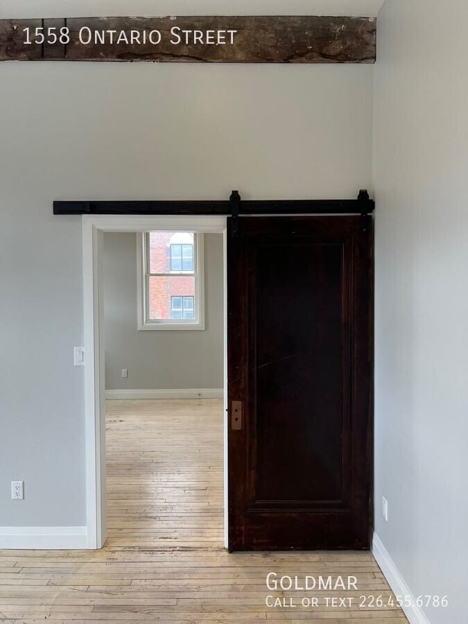 1558 Ontario St - Photo 6 of 14